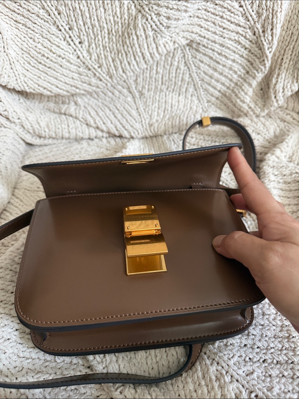 Structured Brown Leather Crossbody with Gold Lock - Picture 5 of 7